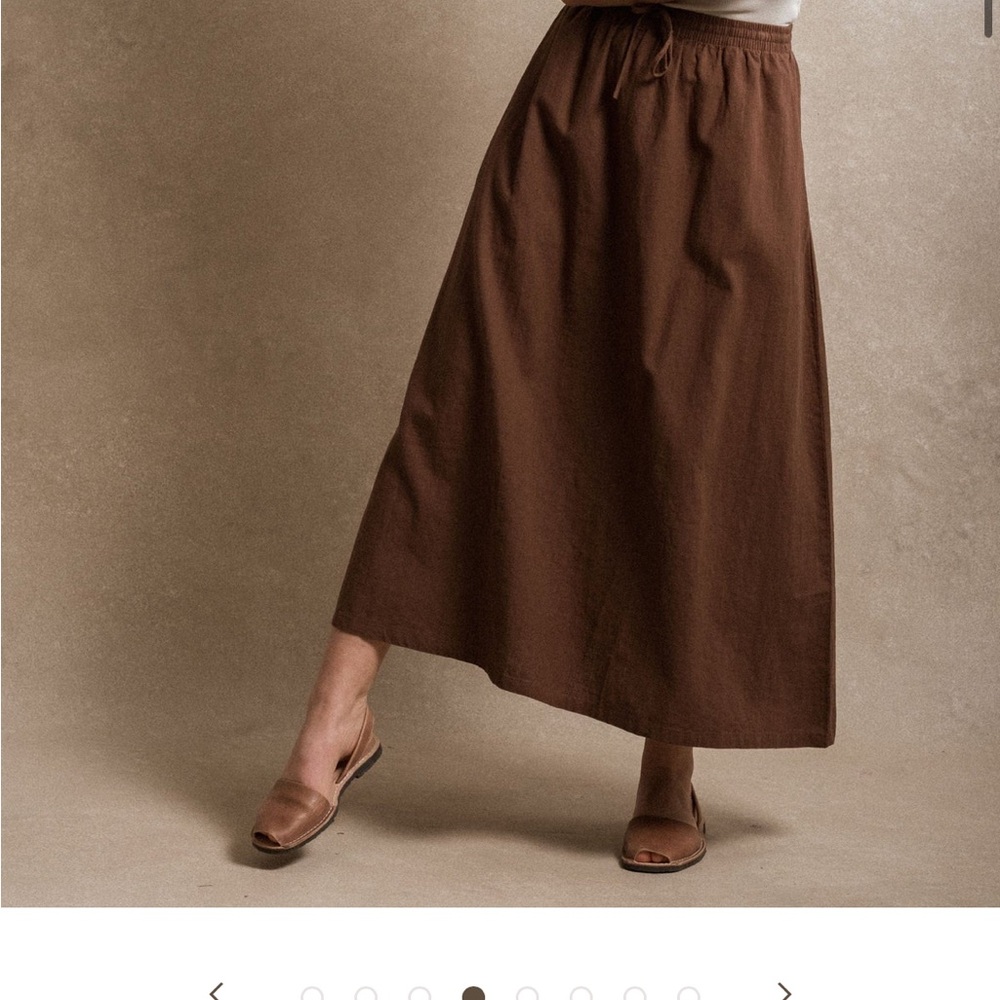 Neuflora skirt